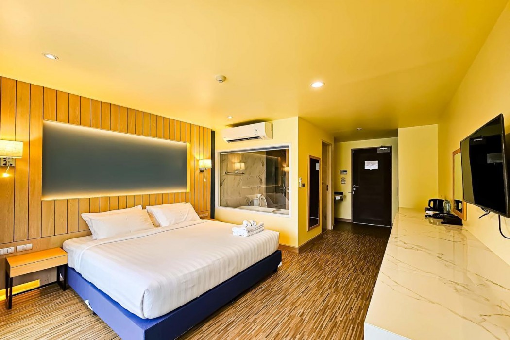 Dome Kata Resort 15/76