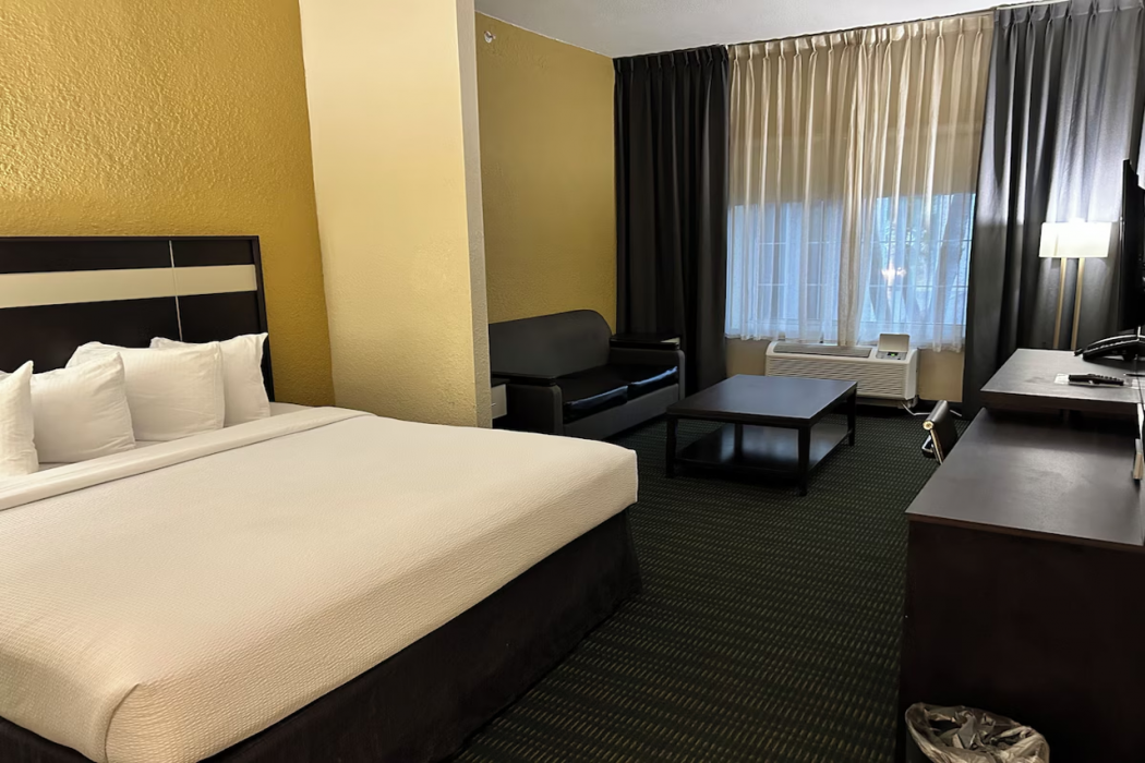 Hotel Flamingo Inn & Suites Vero Beach I-95 11/54