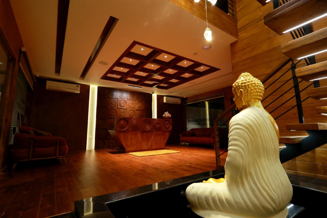 Lobby at Wooden ECR Sea Resort, Marakkanam