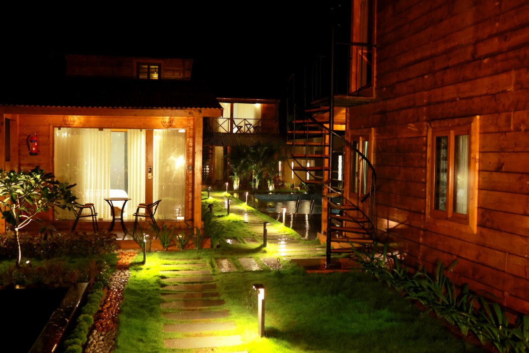 Wooden ECR Sea Resort 38/59