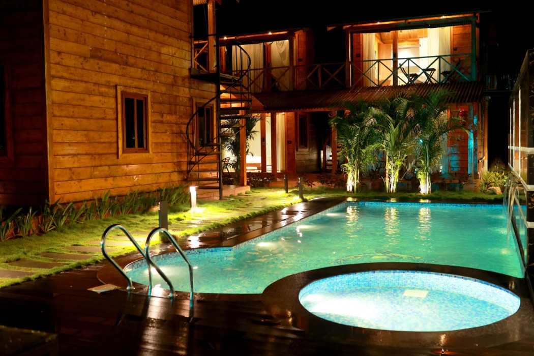 Wooden ECR Sea Resort 43/59