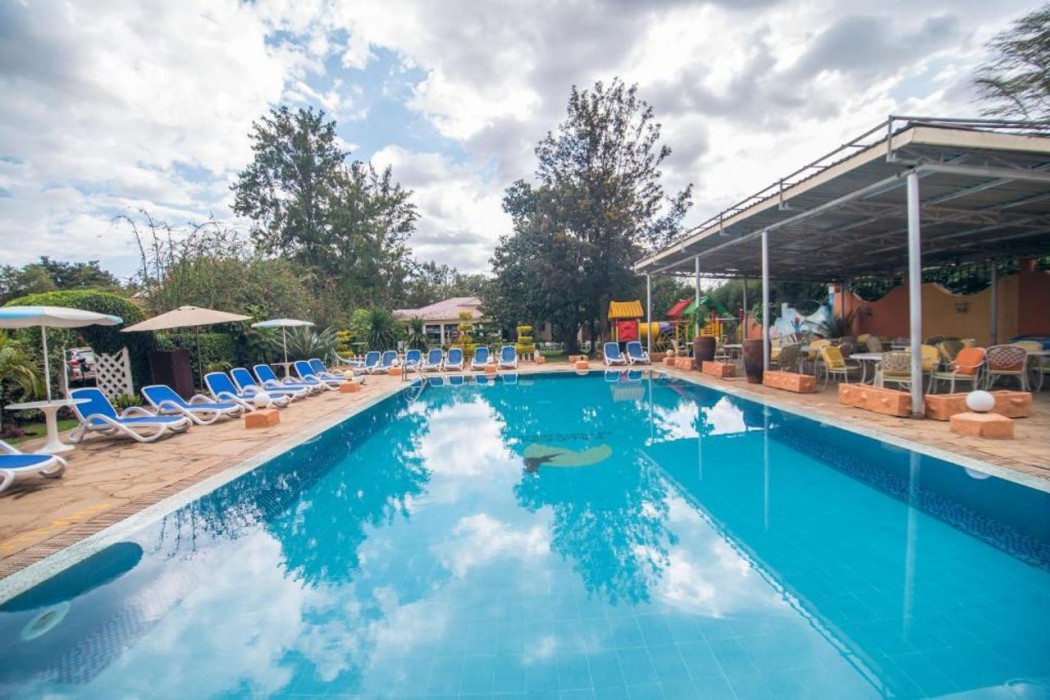 Falcon Heights Hotel 27/60