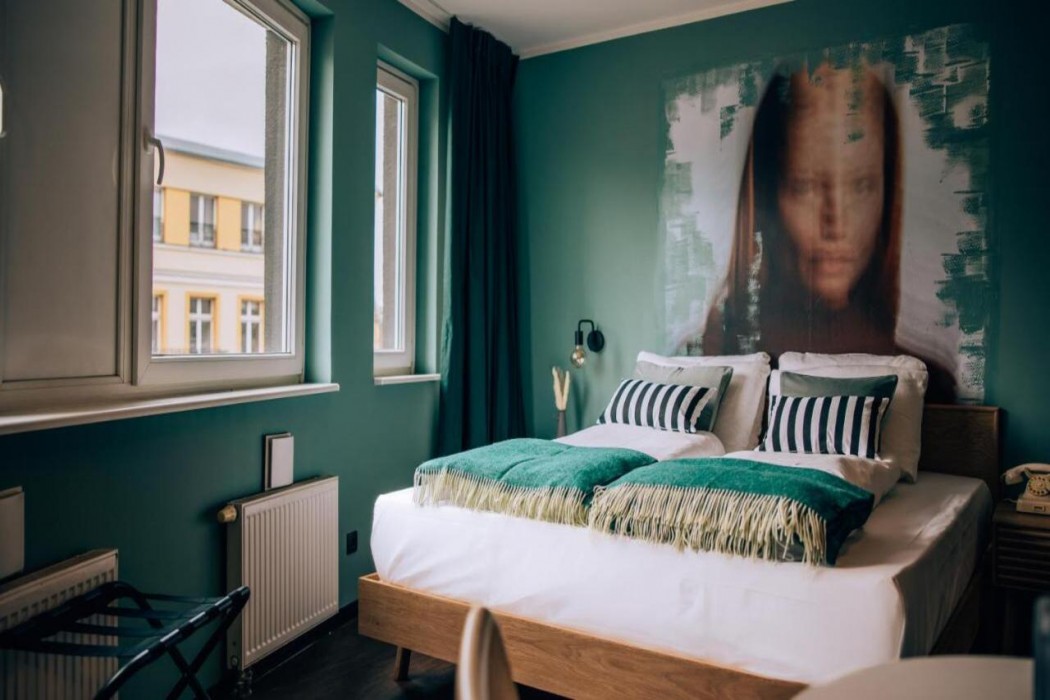 Selina Berlin Mitte 7/42