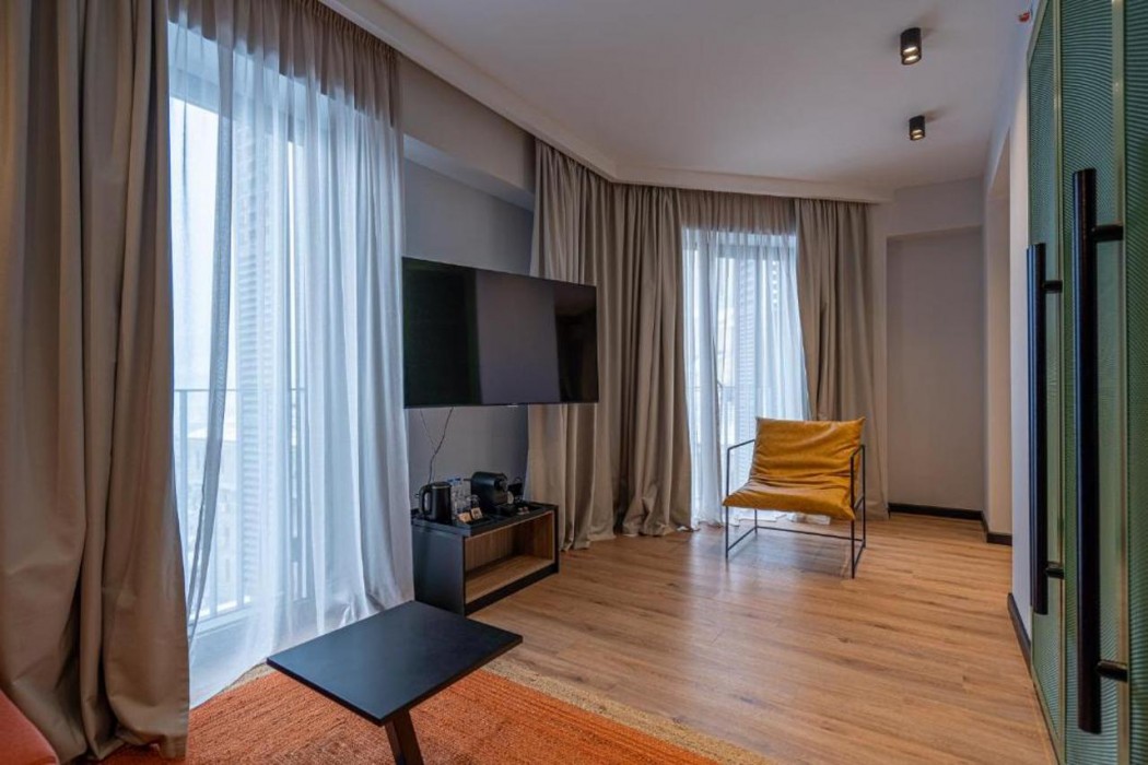Hotel 21, Tbilisi 7/57