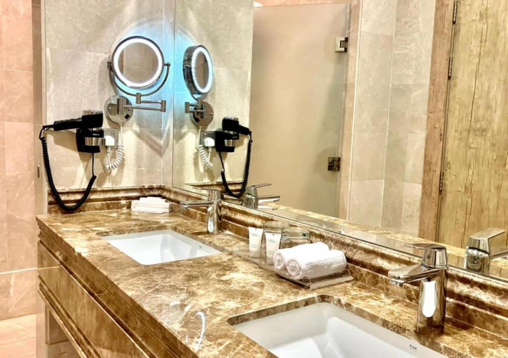 فندق ويفز(Waves Hotel) 21/75