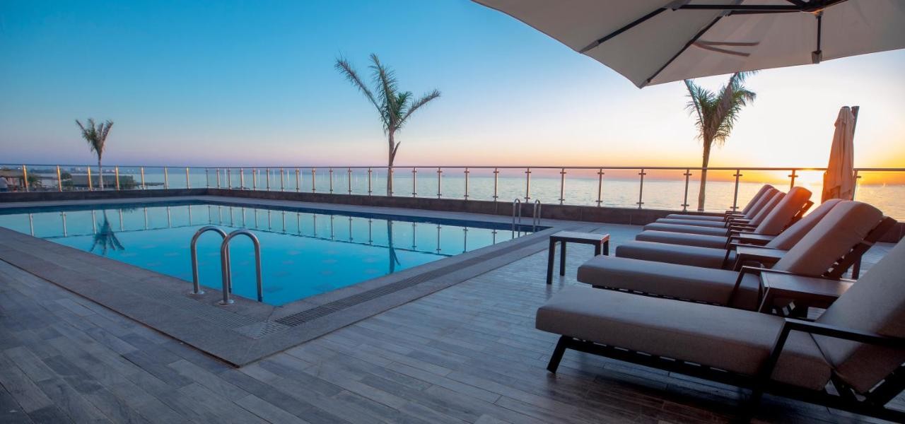 فندق ويفز(Waves Hotel) 42/75