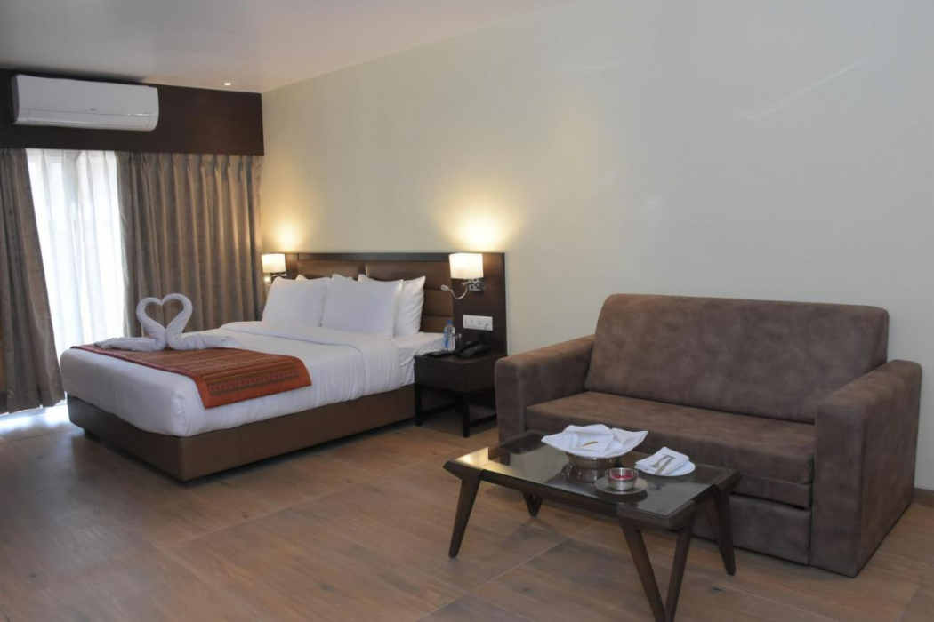Room at The Fern Habitat Candolim Goa, CANDOLIM