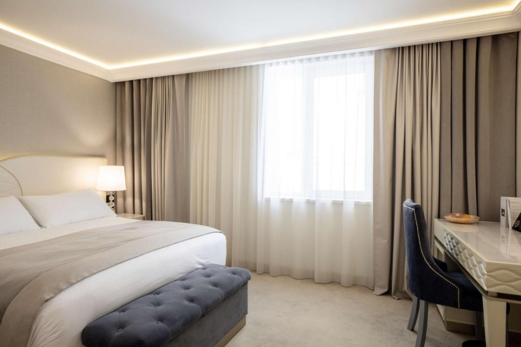 Tresor Le Palais Timisoara, Curio Collection by Hilton 9/61