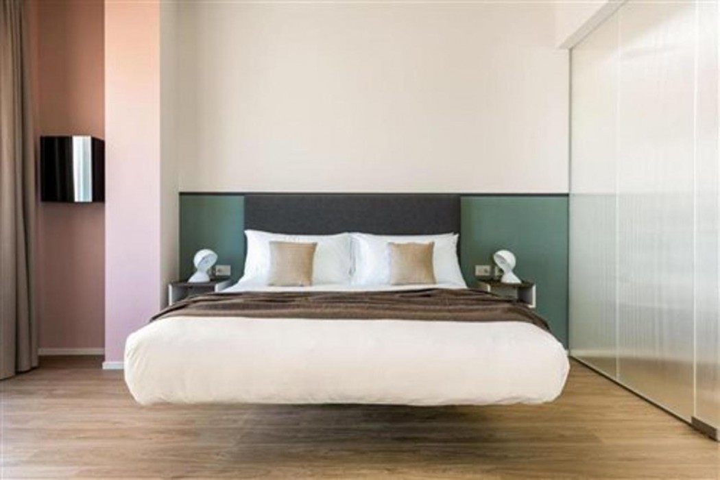 Open Hotel 13/38