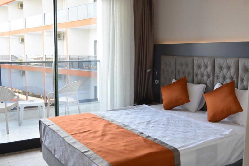 Side Golden Rock Hotel 16 plus Adults Only 9/36