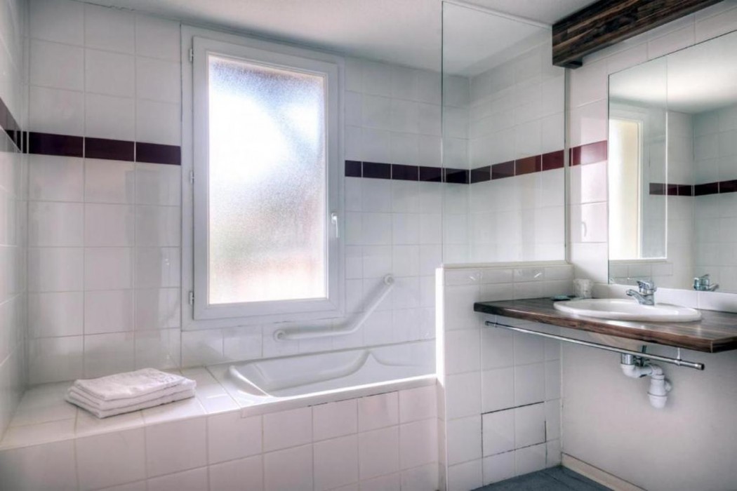 Comfort Aparthotel Lourdes lAcacia 8/20
