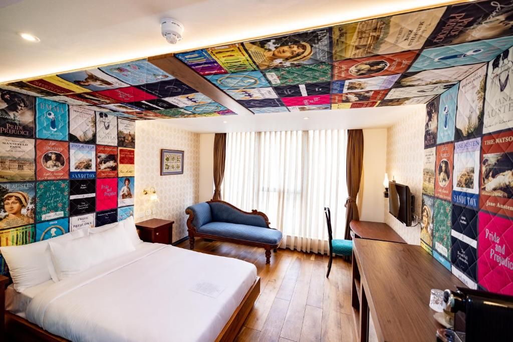 Limehouse Library Hotel 16/107