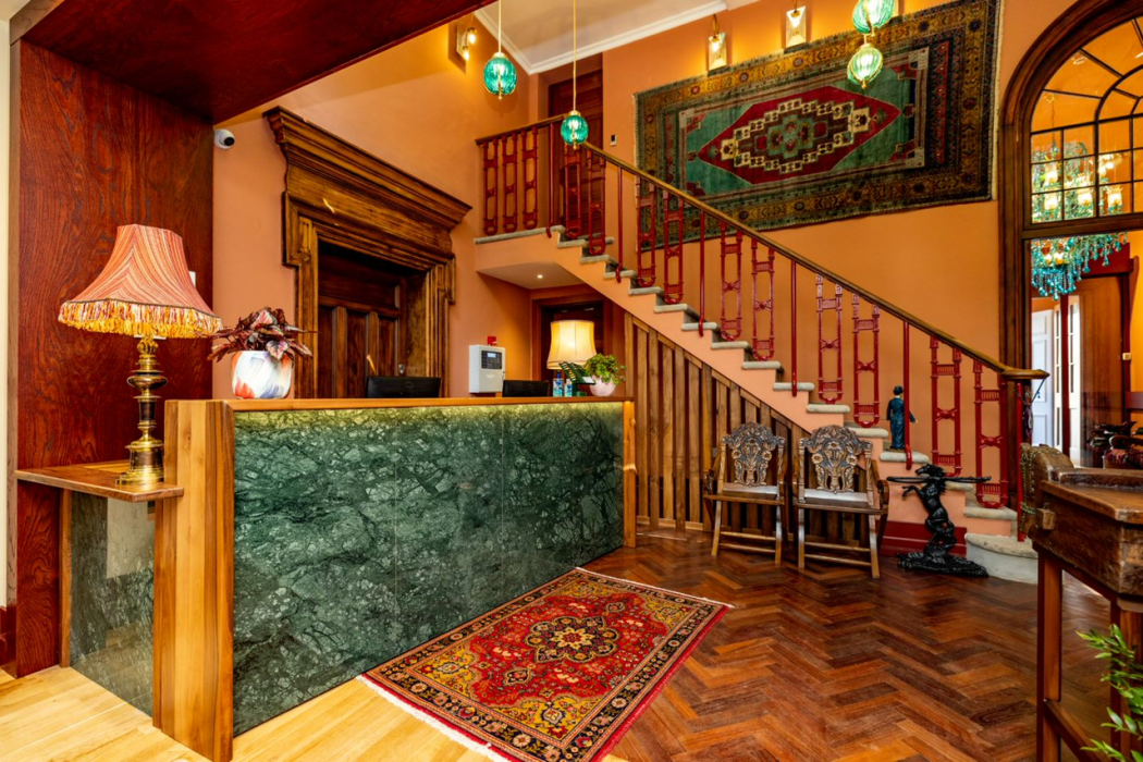 Limehouse Library Hotel 9/107