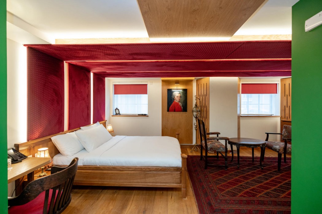 Limehouse Library Hotel 48/107