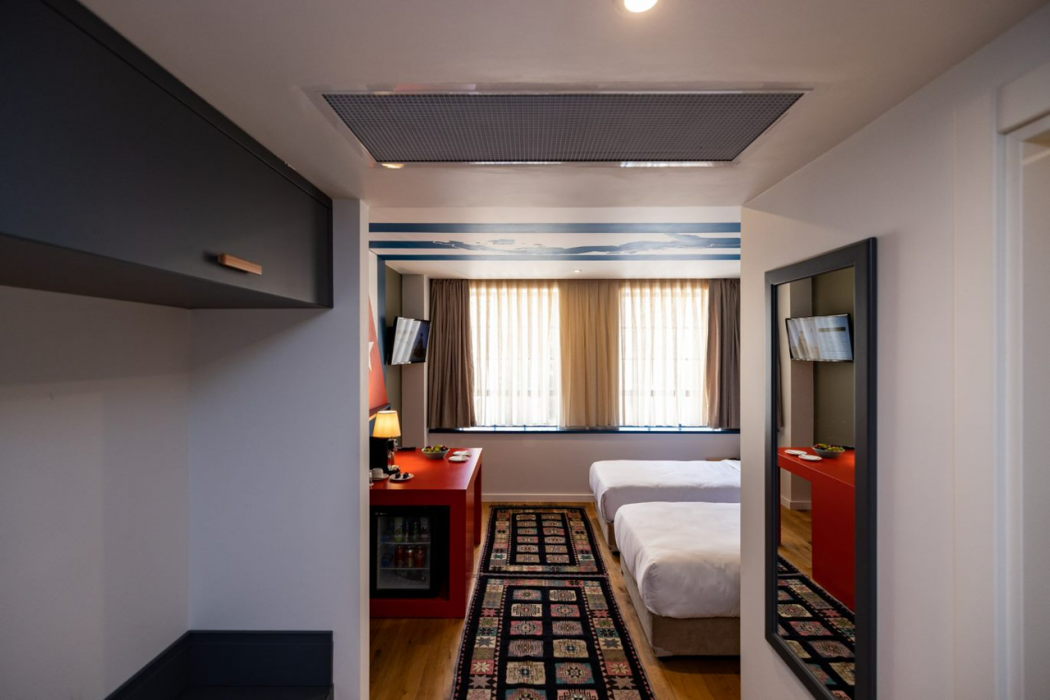 Limehouse Library Hotel 36/107