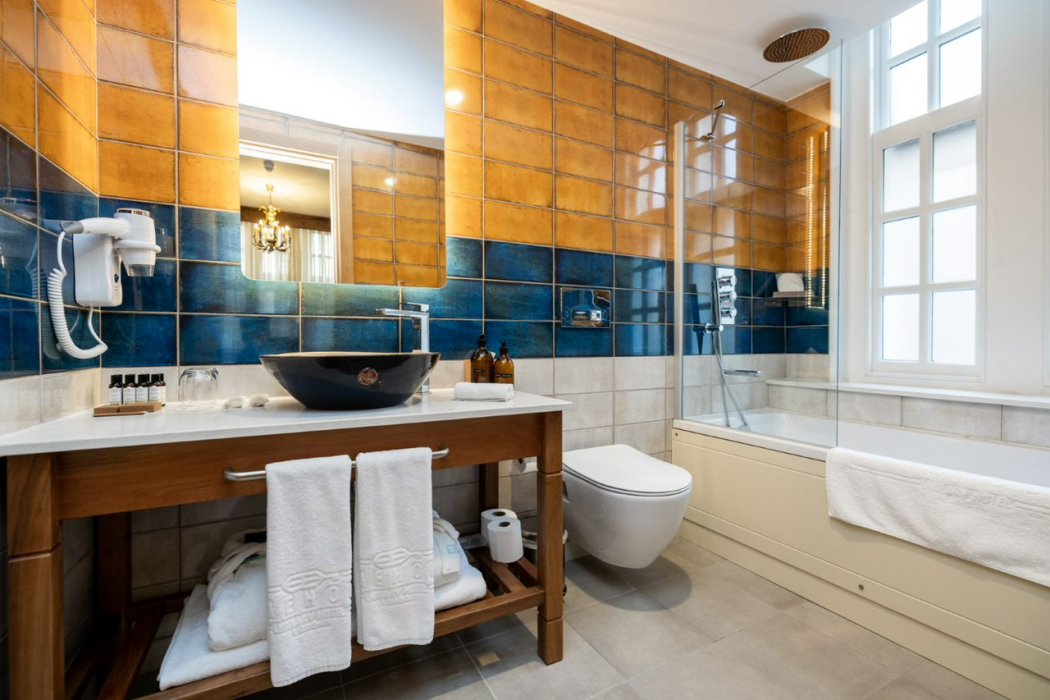 Limehouse Library Hotel 42/107