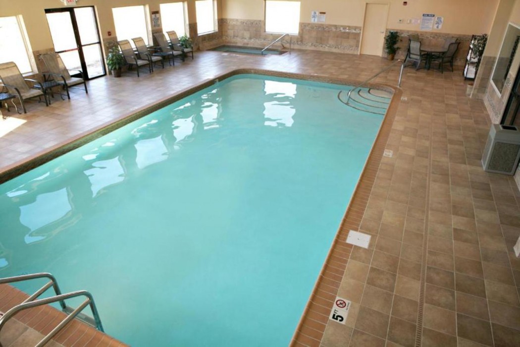 Heartland Inn & Suites, SureStay Collection by Best Western 10/19