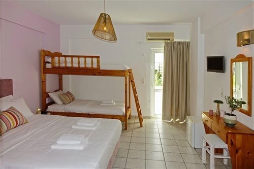 Elea Terra Hotel 11/70