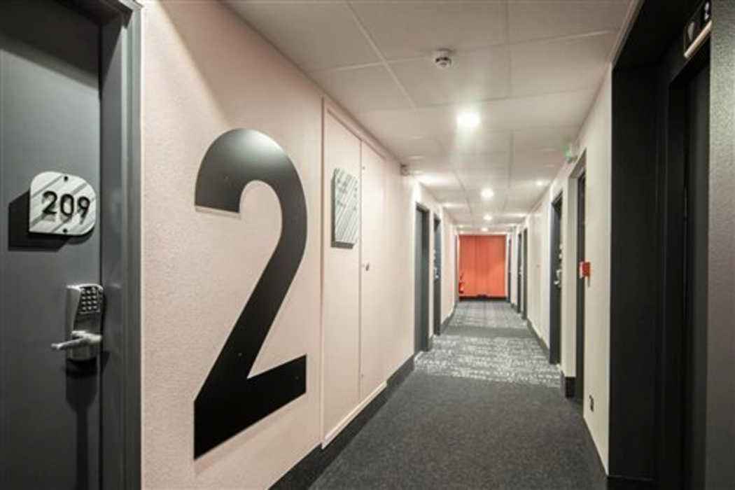 B&B HOTEL Bois d Arcy Saint Quentin en Yvelines 25/46