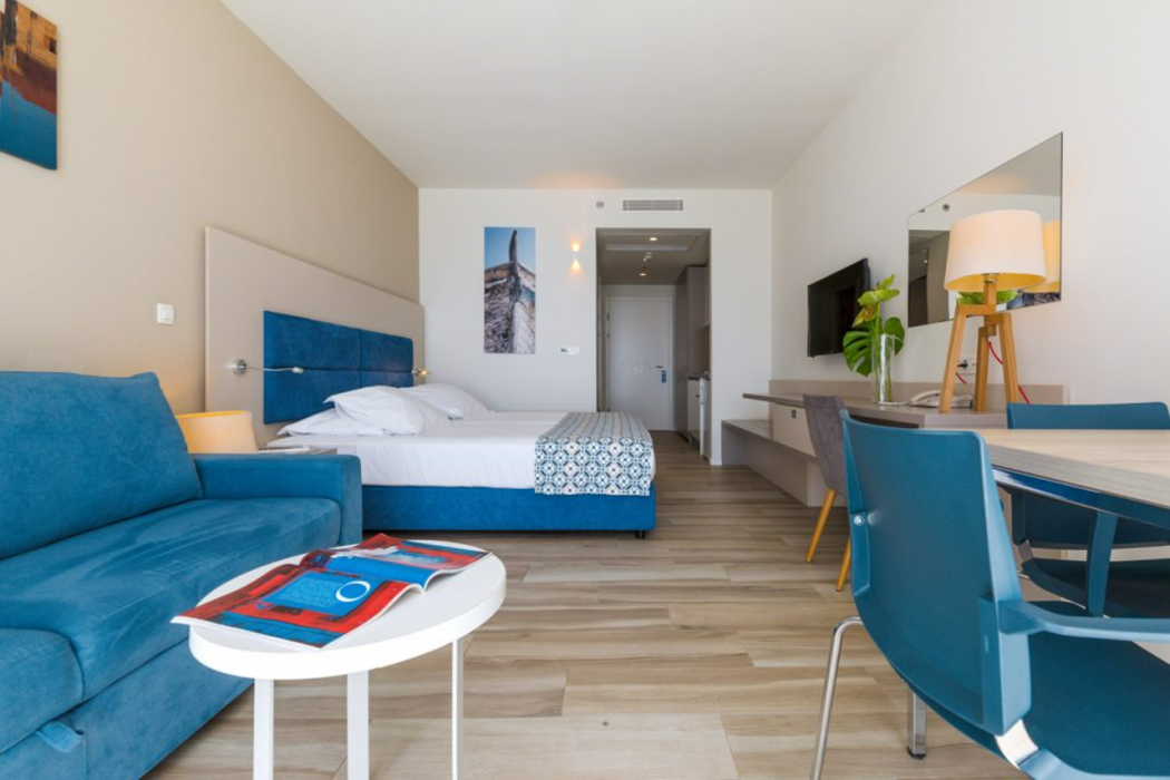 Romana Beach Resort 13/66