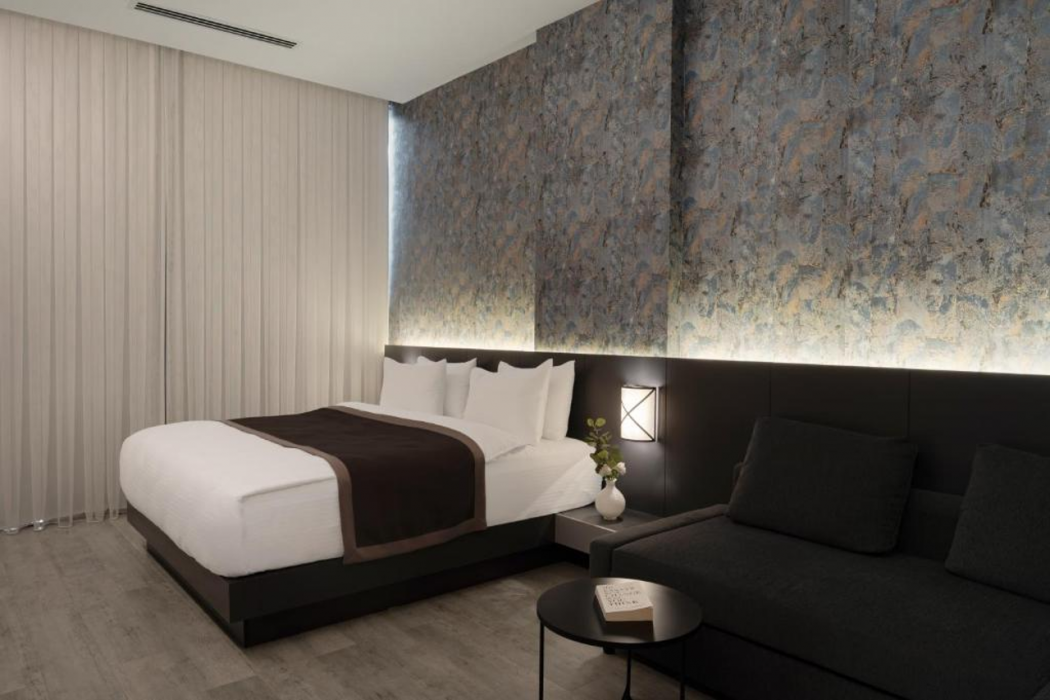 DDK Hotel 11/40