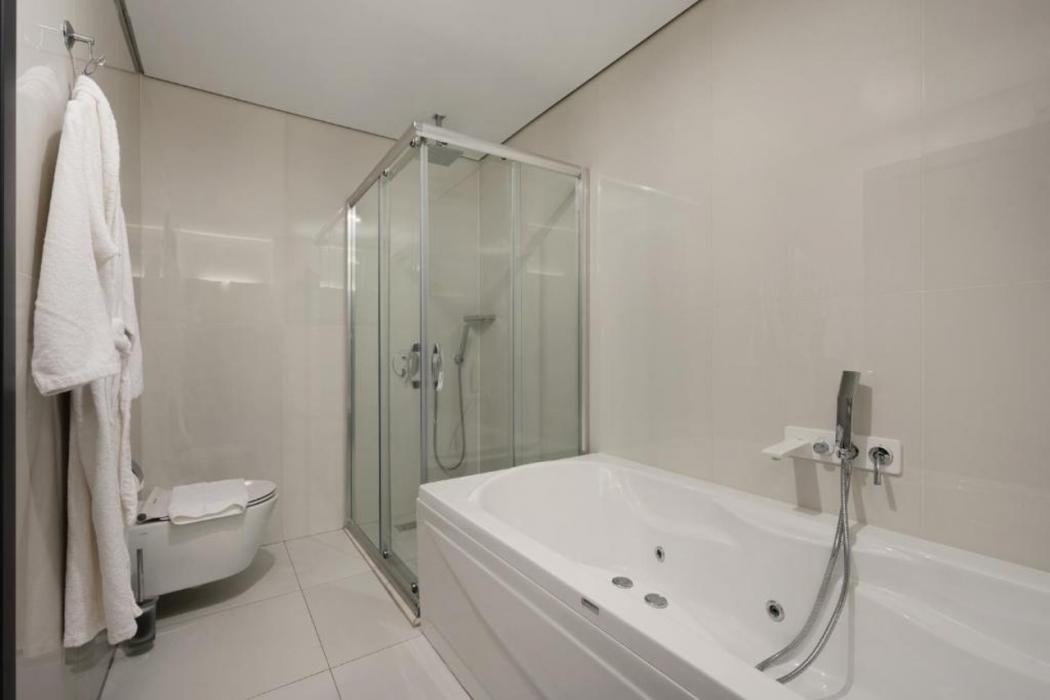 DDK Hotel 24/40