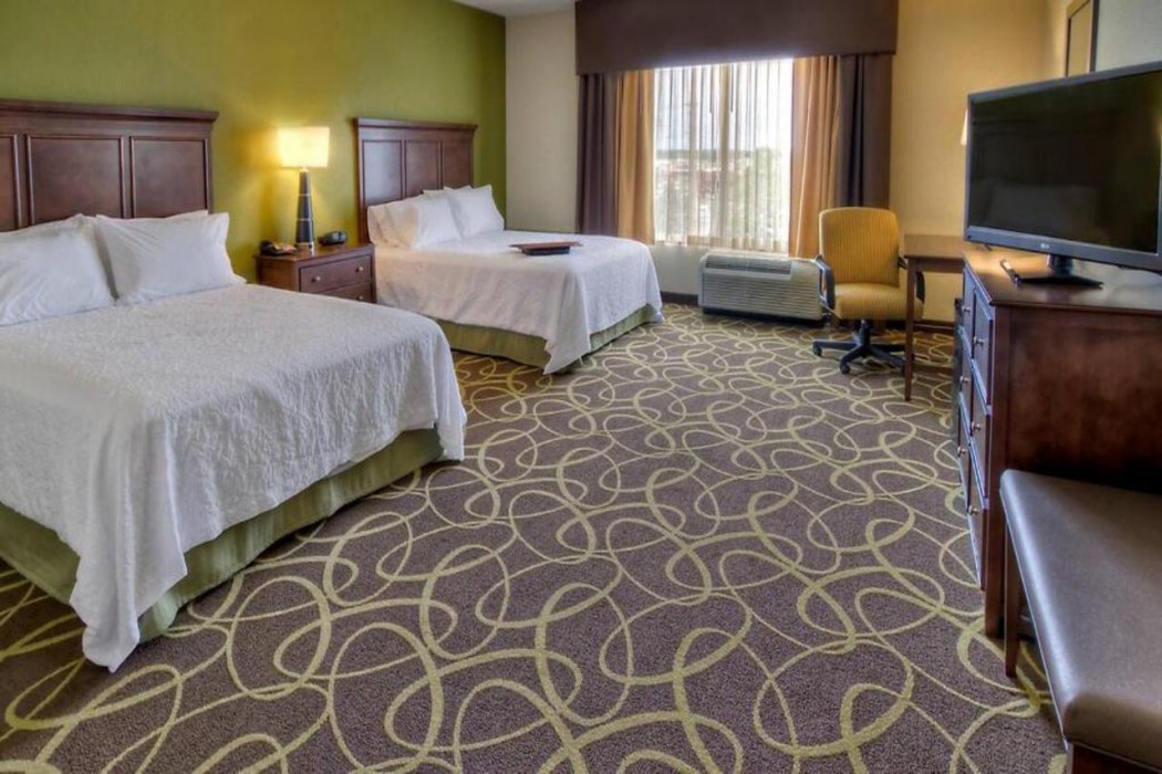 Hampton Inn & Suites Rochester Downtown 9/40