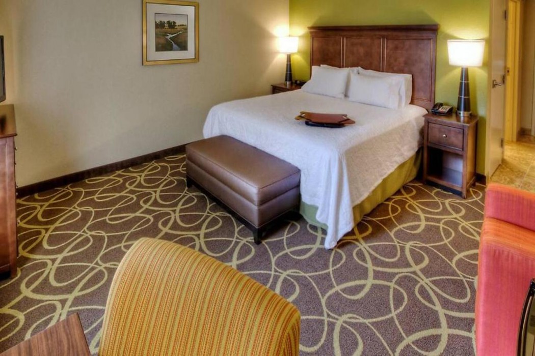 Hampton Inn & Suites Rochester Downtown 11/40