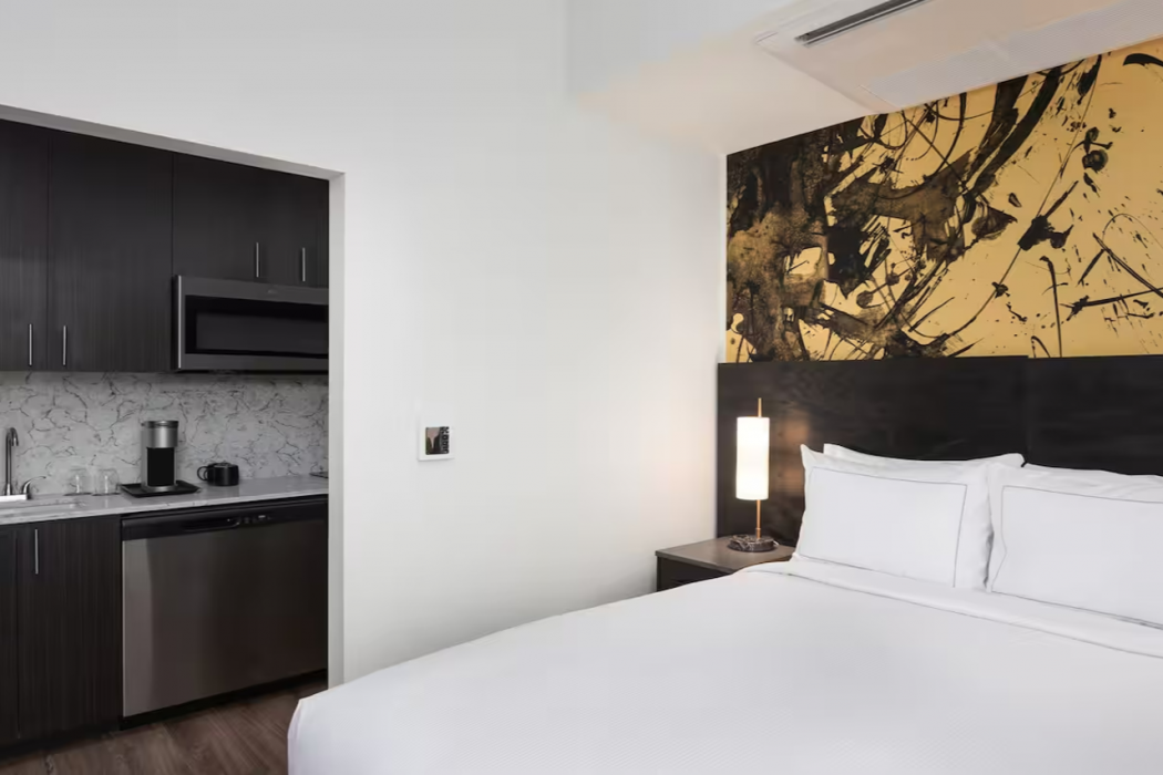Holman Riverfront Park Hotel Salem Tapestry by Hilton 9/26