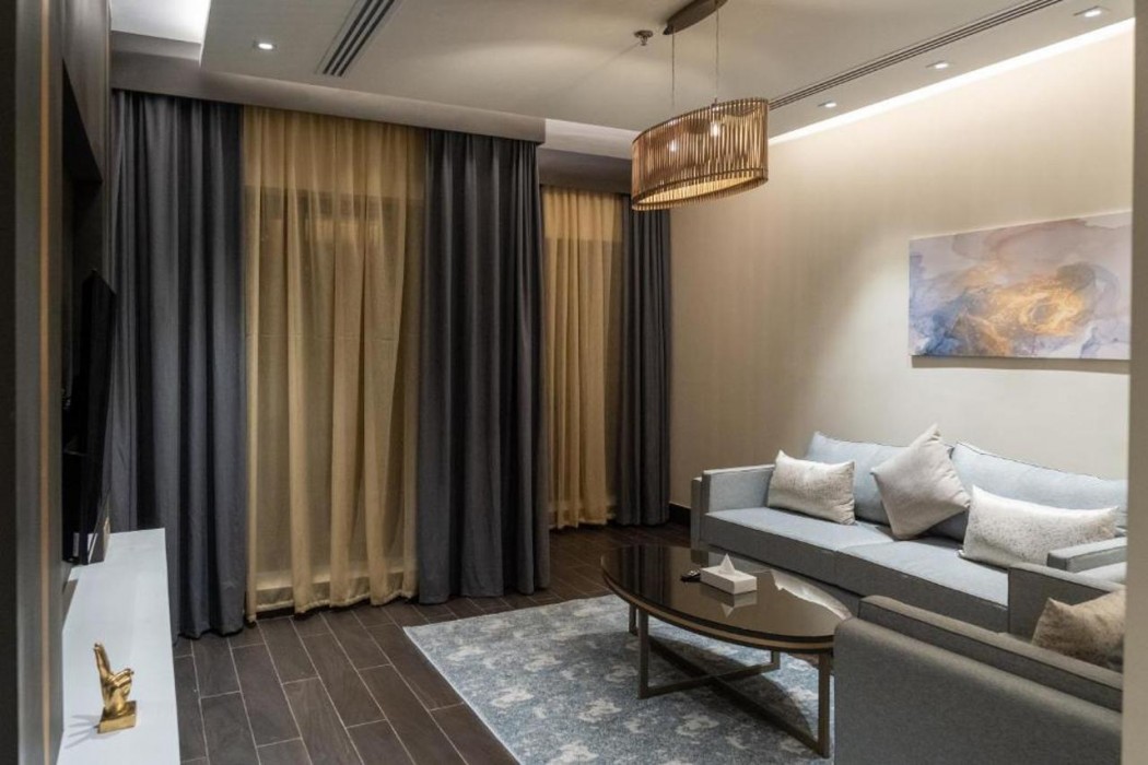 العنوان رزيدنس(Aleunwan Serviced Apartments) 9/53