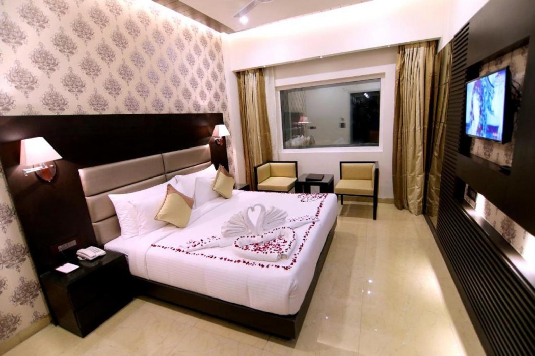 Udman Haridwar by Ferns N Petals 15/33
