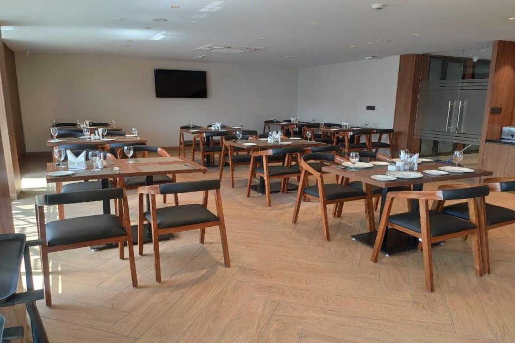 Udman Gurgaon by Ferns N Petals 17/22