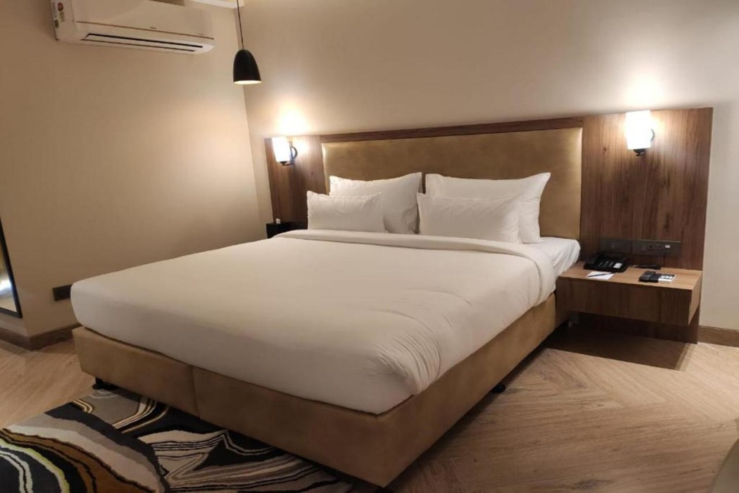 Udman Gurgaon by Ferns N Petals 12/22
