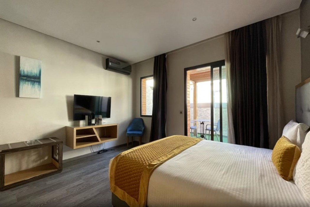 Silver Suites Hotel & Spa 11/63