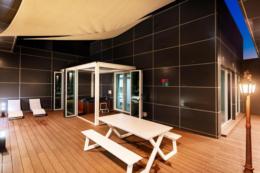 K Hills The Terrace 32/70