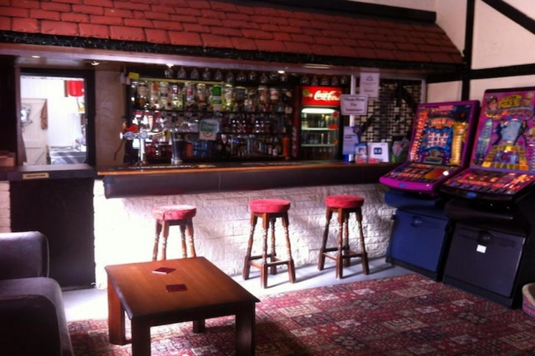 The Hawkes Hotel 26/56