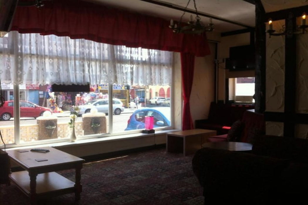 The Hawkes Hotel 23/56