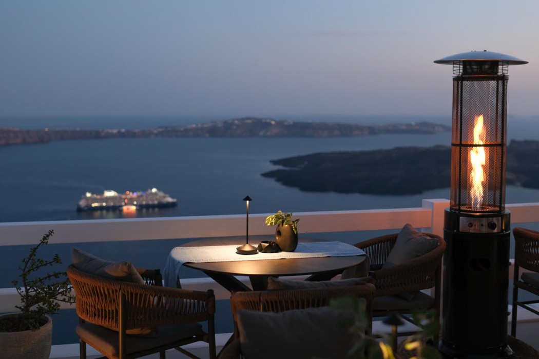 Aqua Luxury Suites 39/76