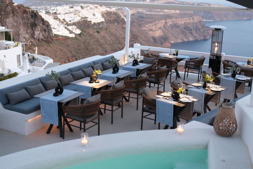 Aqua Luxury Suites 41/76