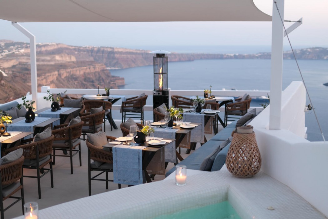 Aqua Luxury Suites 37/76