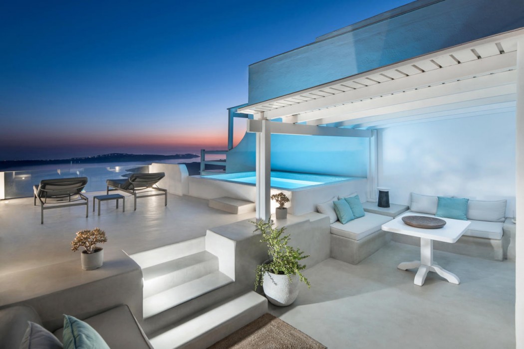 Aqua Luxury Suites 43/76