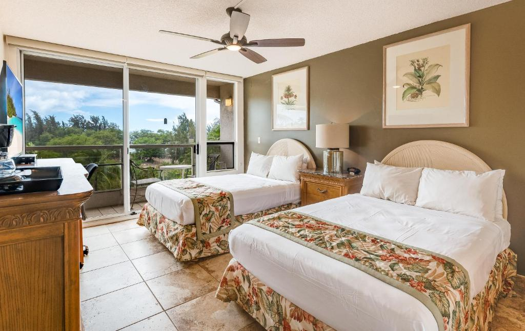Castle Maui Banyan 10/62