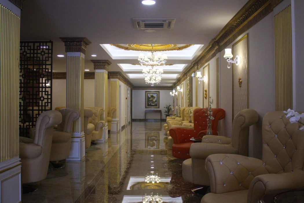 Monicca Collection Suites and Residences 12/74