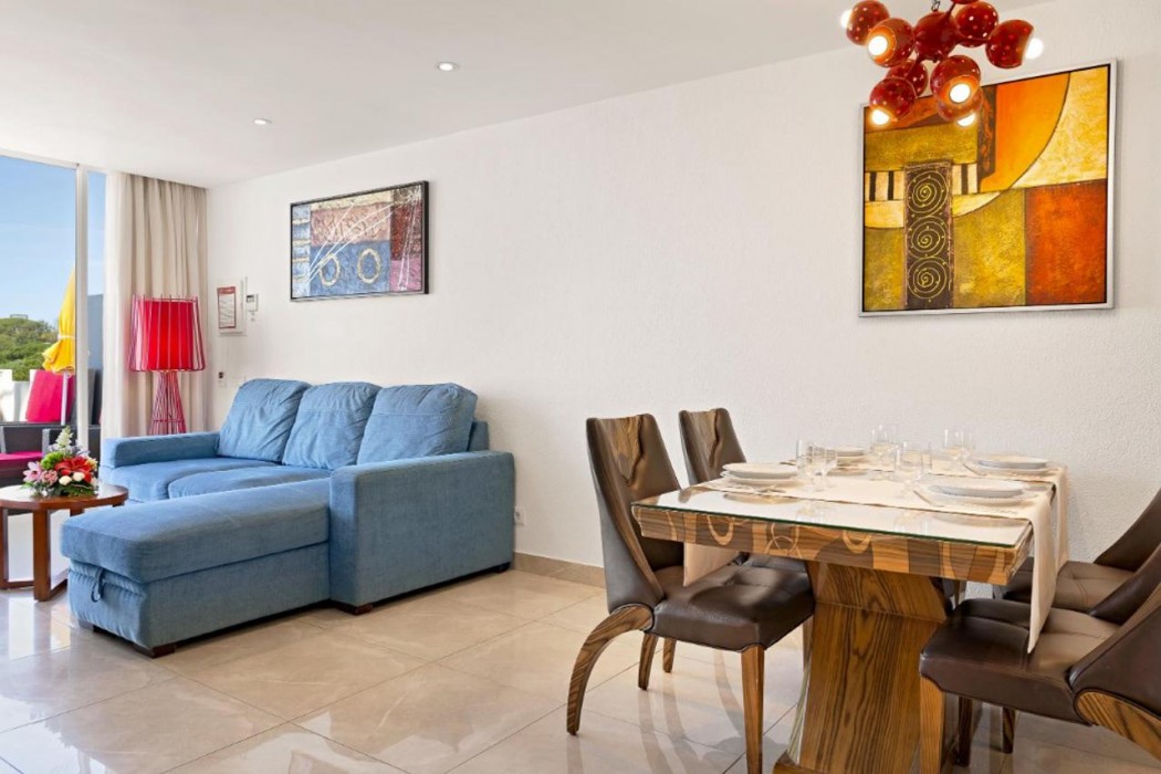 Monicca Collection Suites and Residences 33/74