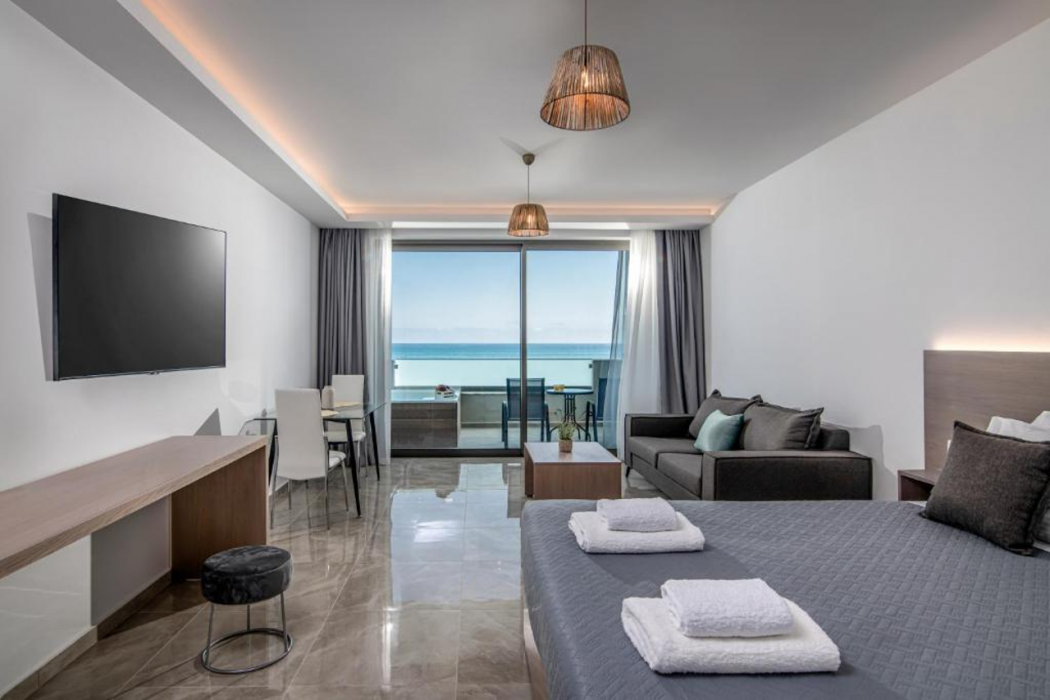 Ebenus Suites (Adults Only) by Checkin 5/41