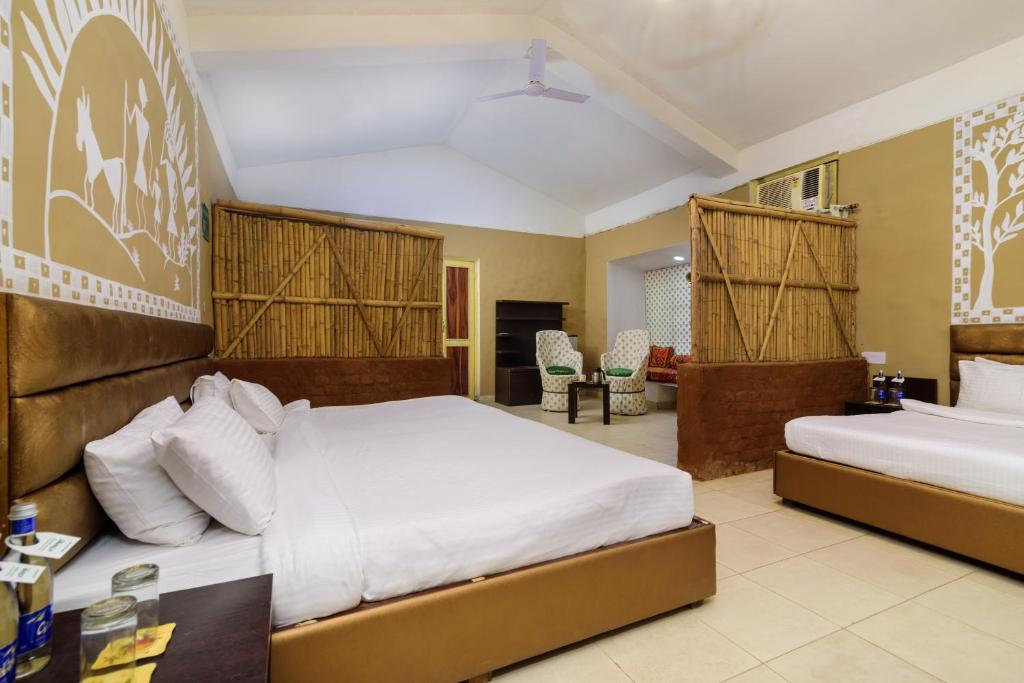 Astroport Sariska Treetop by Eight Continents 14/58