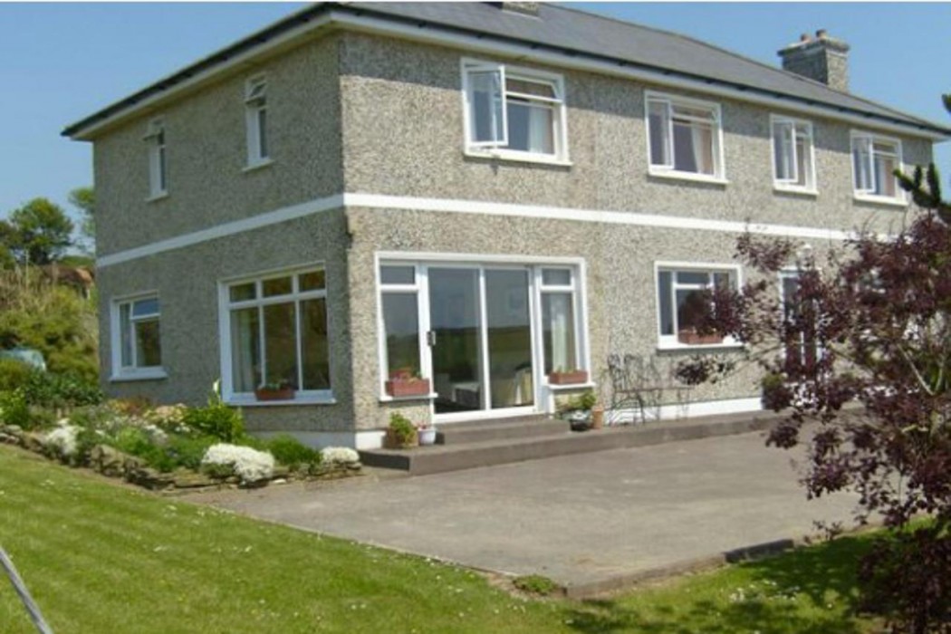 Seafield Farmhouse 1/25