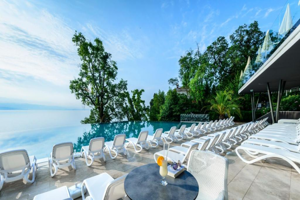 Grand Hotel Adriatic I 25/39