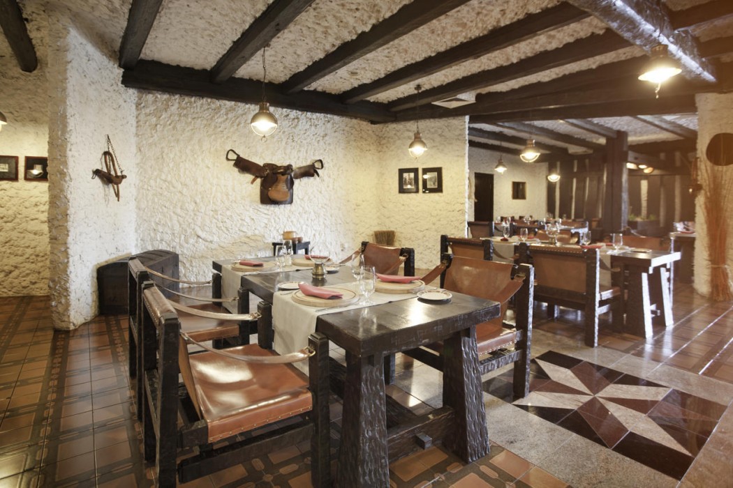 Croatia Hotel 42/80