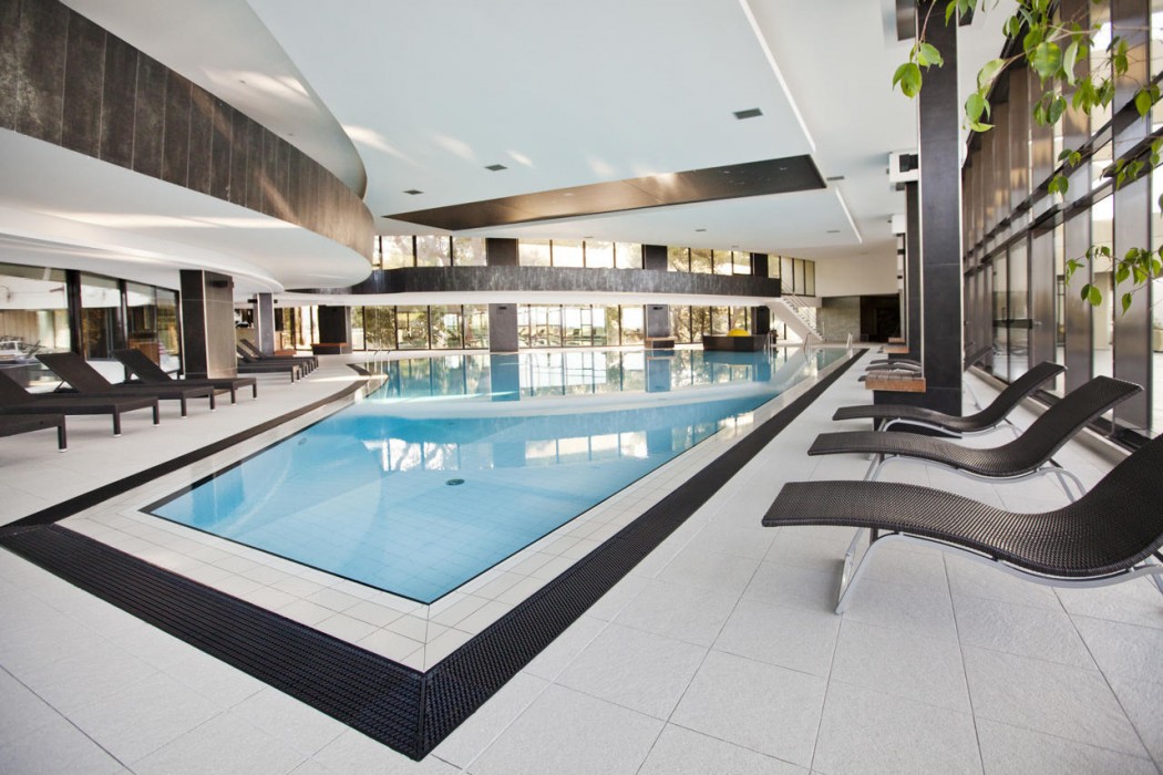 Croatia Hotel 46/80